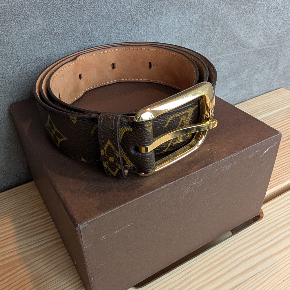 Louis Vuitton Women's Belt - Picture 2 of 9